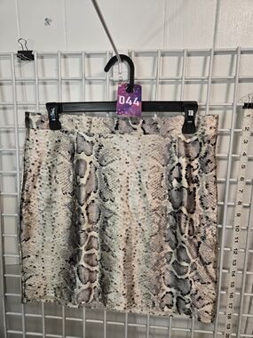 Bear Dance Snake-Print Mini Skirt Size Large,  4th Item Free.